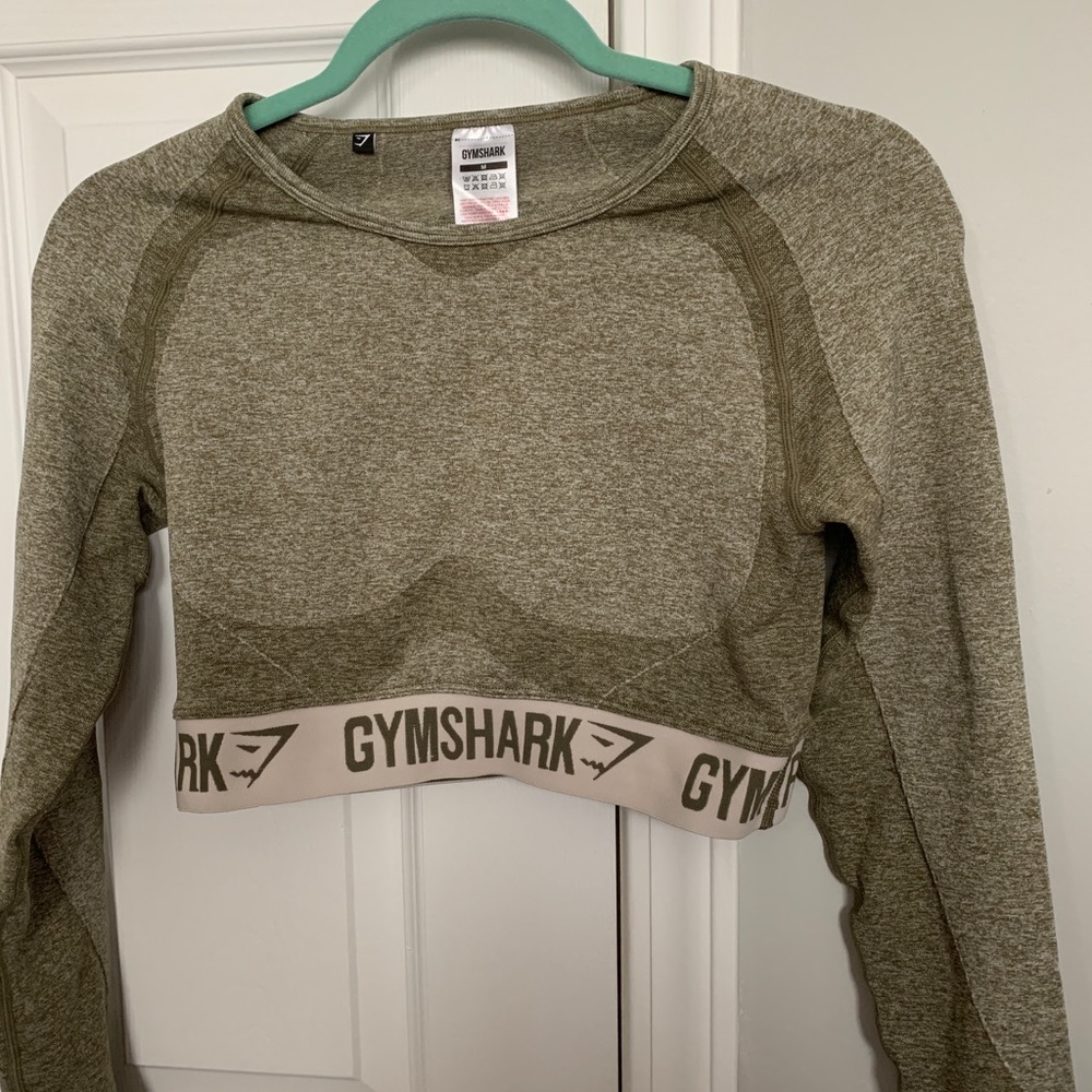 Gym Shark seamless long sleeve cropped tee